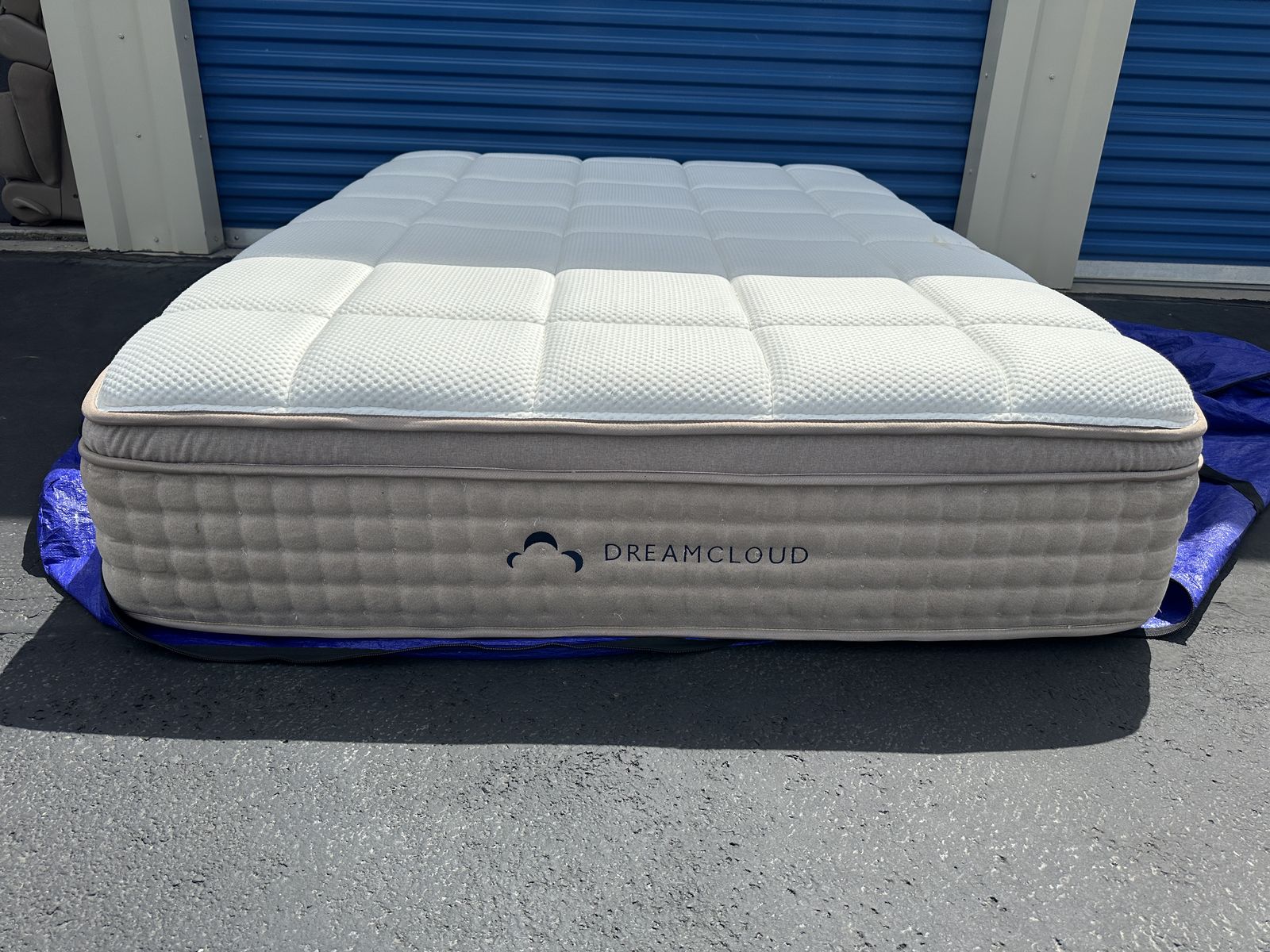 DreamCloud 15" Luxury Hybrid Queen Mattress