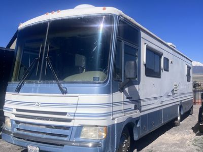 1999 PaceArrow motor home, 33G