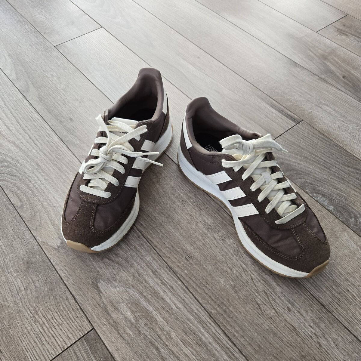 Adidas brown sneakers shoe 8.5