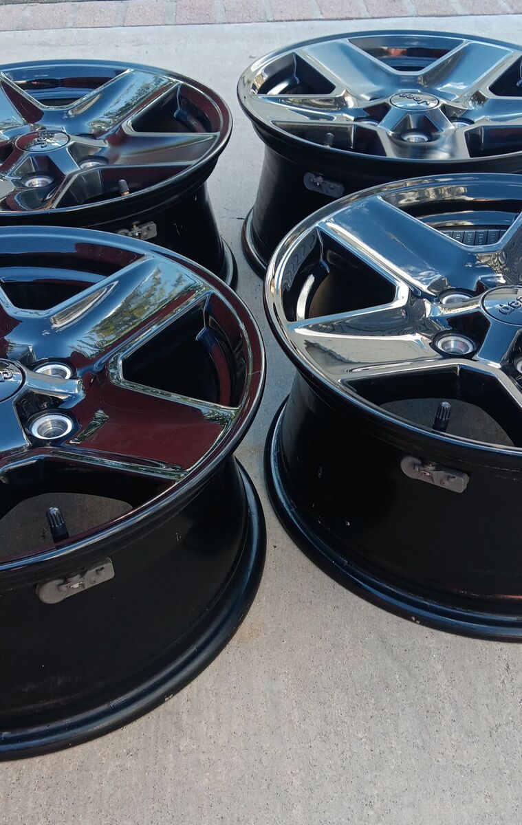 5 Jeep Rims 17"x7.5 Gladiator 2015