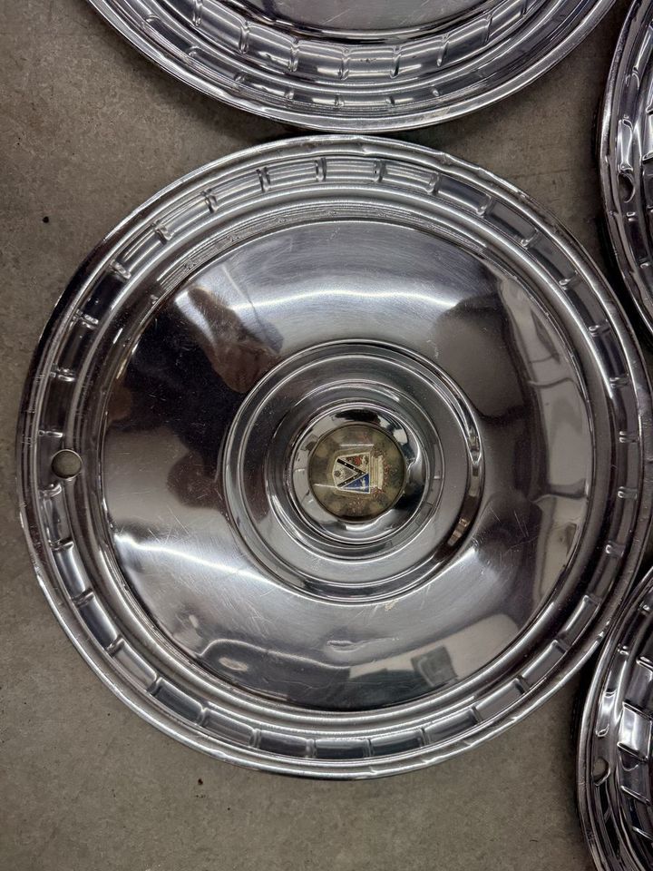 Main image 2