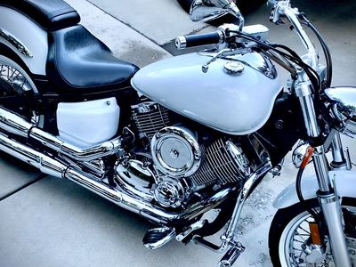 Yamaha Vstar 1100 Custom