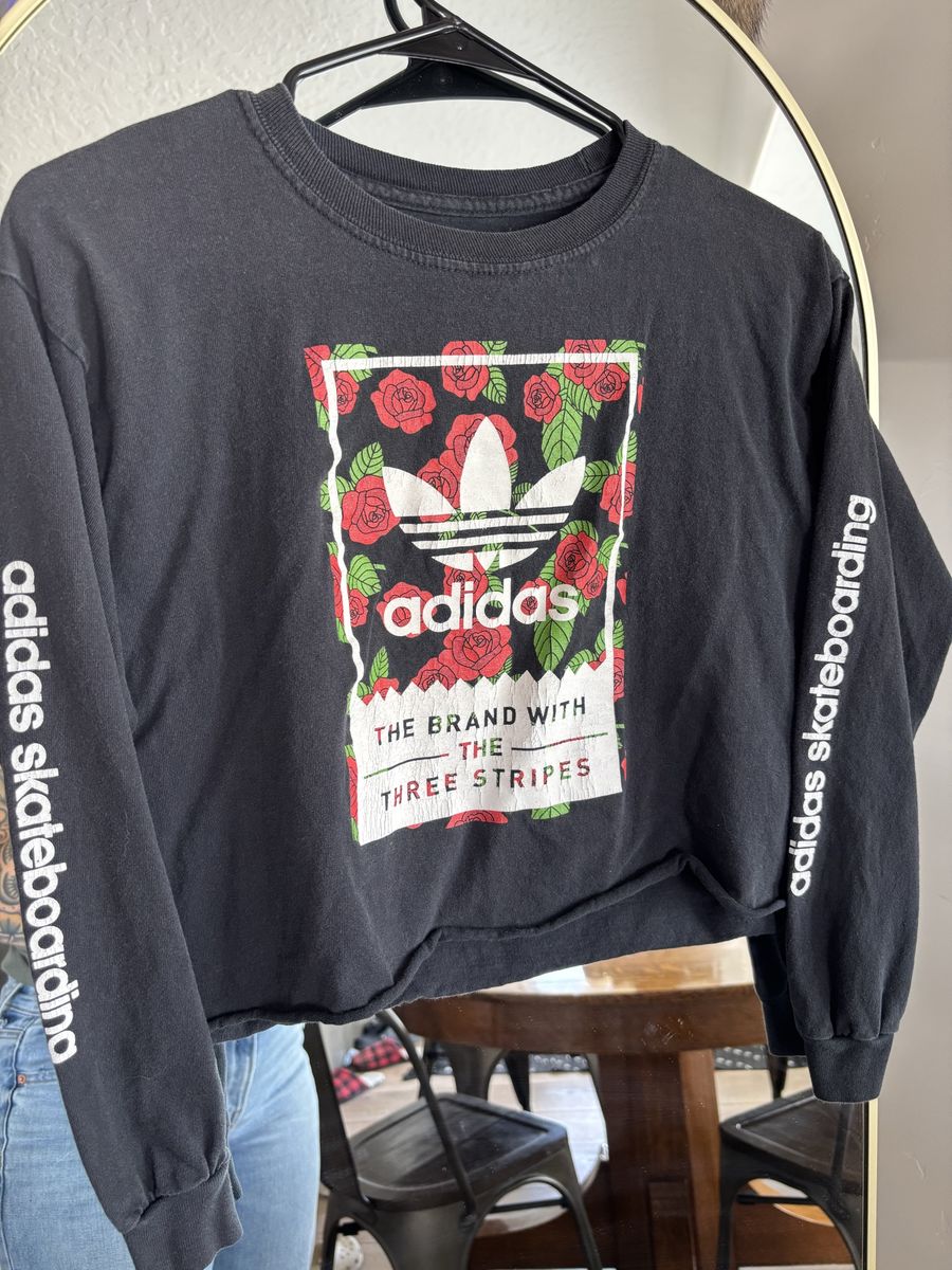 Adidas Black Rose Graphic cropped long-Sleeve Tee