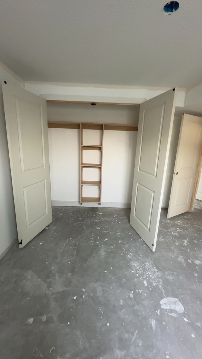 Main image 32