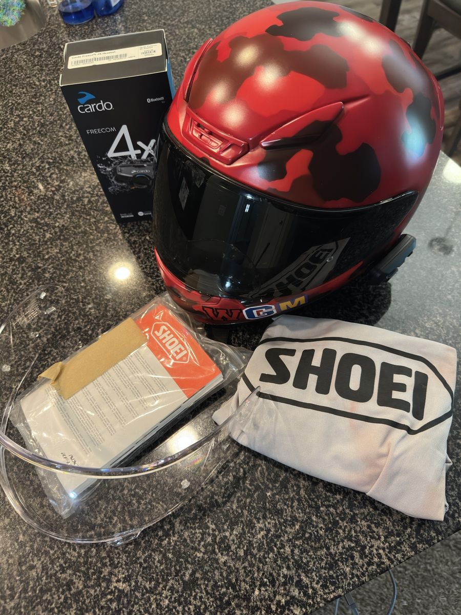 Shoei RF1200 with Cardo Freecom 4X.