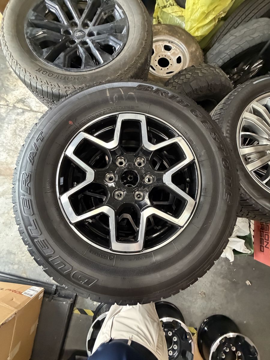 Outer banks trim 18 inch Bronco wheels and tires