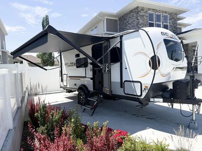 2023 Forest River Rockwood Geo Pro G20FBS – Excellent Condition
