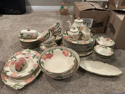 Vintage 1941 Franciscan DesertRose Set-see details