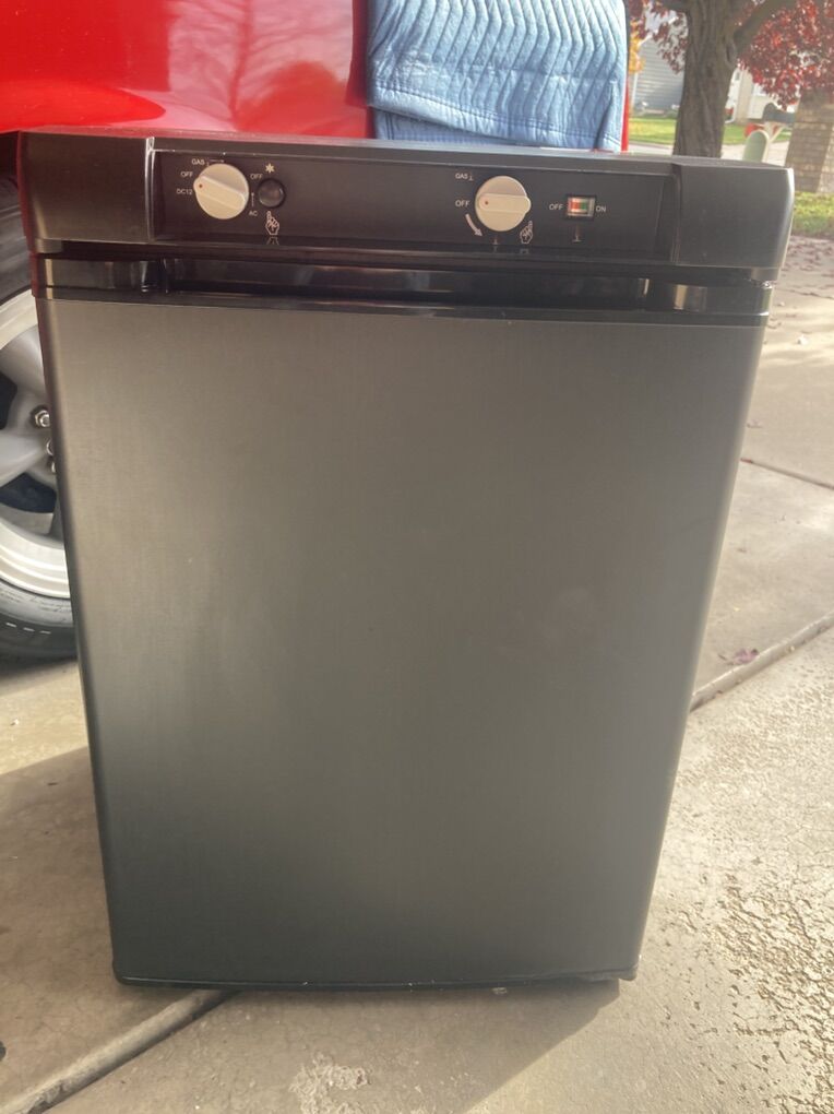 3 Way power Mini fridge