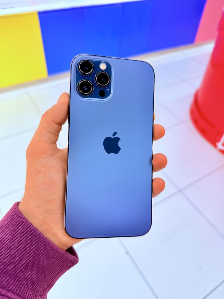 Apple iPhone 12 Pro Max, 128 GB - Unlocked