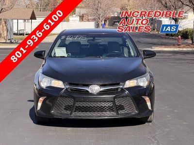 2015 TOYOTA CAMRY SE