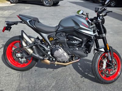 2022 Ducati Monster 937 LOW MILES!!! Excellent Condition