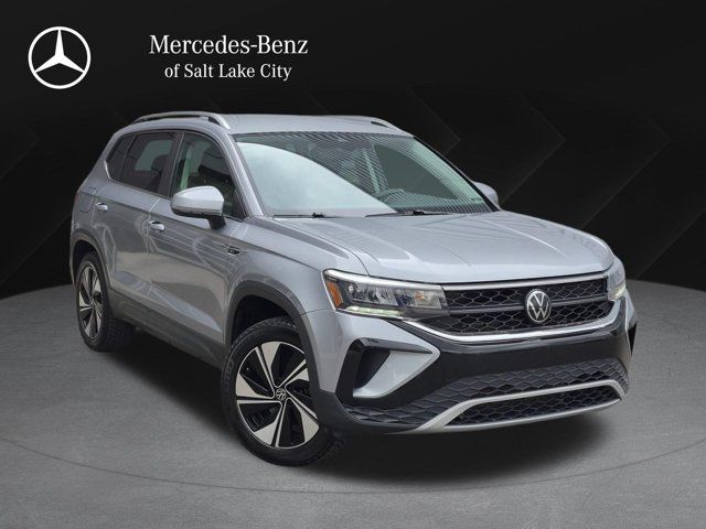 2023 Volkswagen Taos SE 4Motion