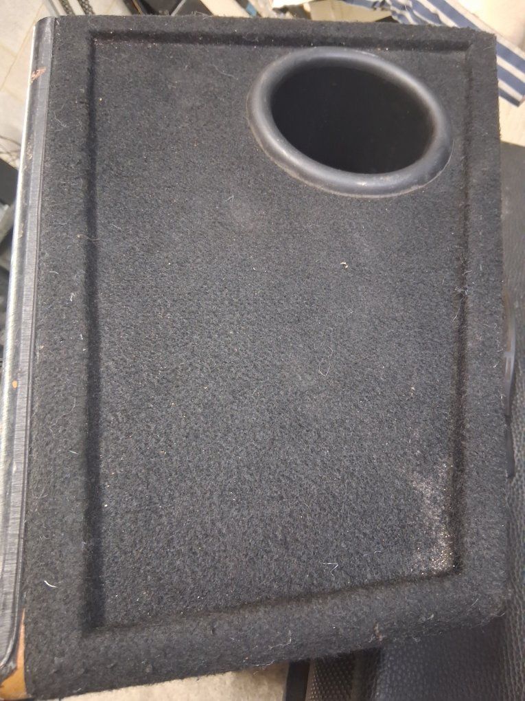 Main image 8