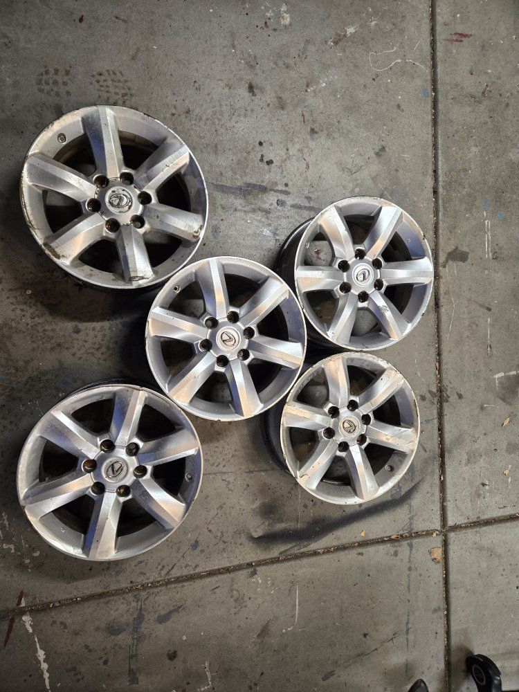Lexus GX460 18in Wheels