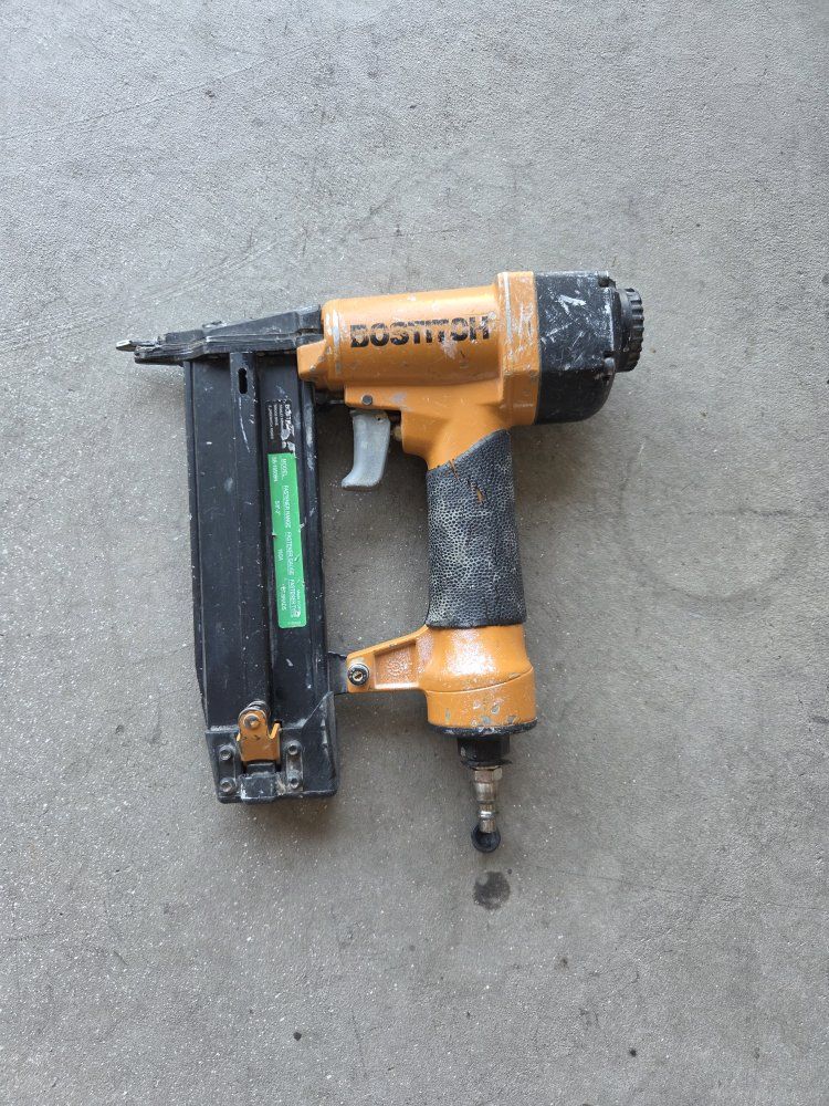 Bostitch 18 Gauge Brad Nailer – SB-1850BN