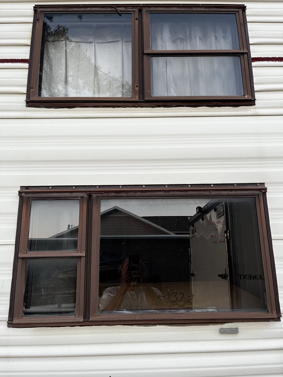 Main image 16