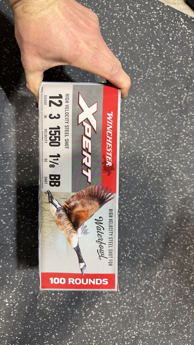 Winchester XPERT 12 Gauge 3" 1550 FPS 1 1/8 oz. BB Steel Shot Waterfowl Ammunition - 100 Rounds