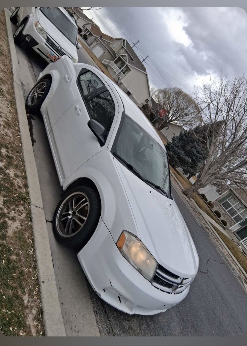 2014 DODGE AVENGER SE