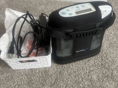 Inogen One G3 Portable Oxygen Concentrator – Only 2224 Hours – Battery & Case Included