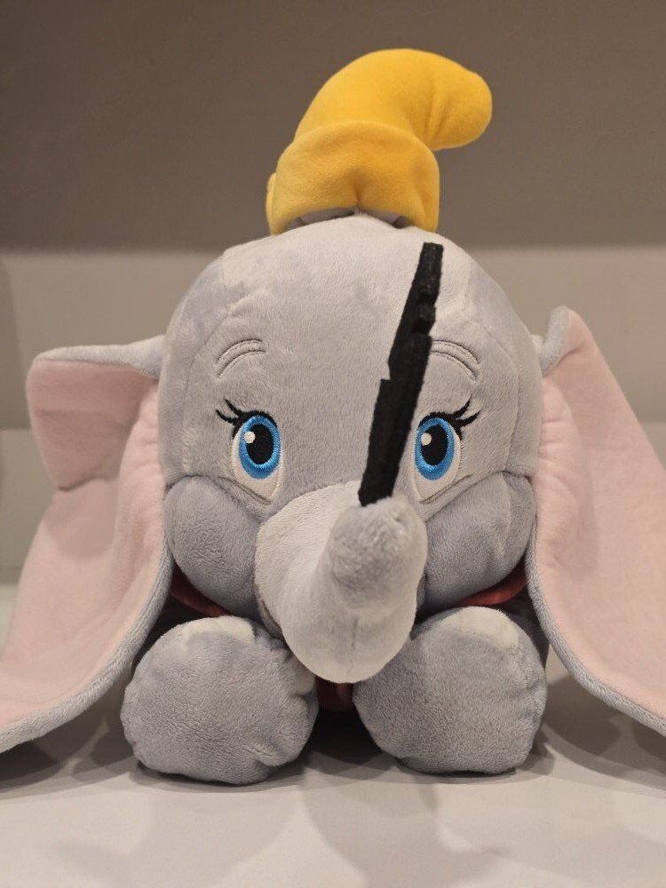 Disney Flying Dumbo Plush with Feather 18"