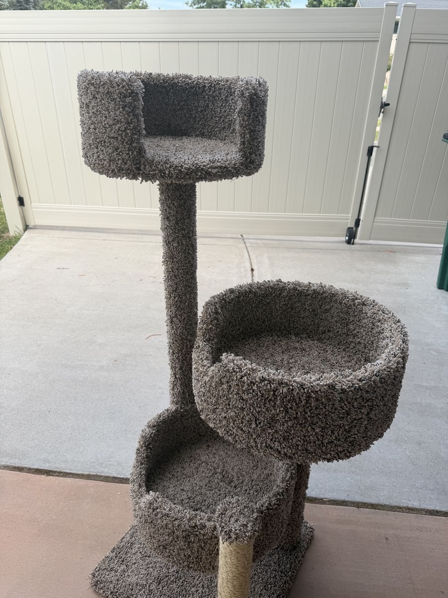 New Multi-Level Cat Tree Tower with Perches & Scratching Post - Brown/Tan Carpeted