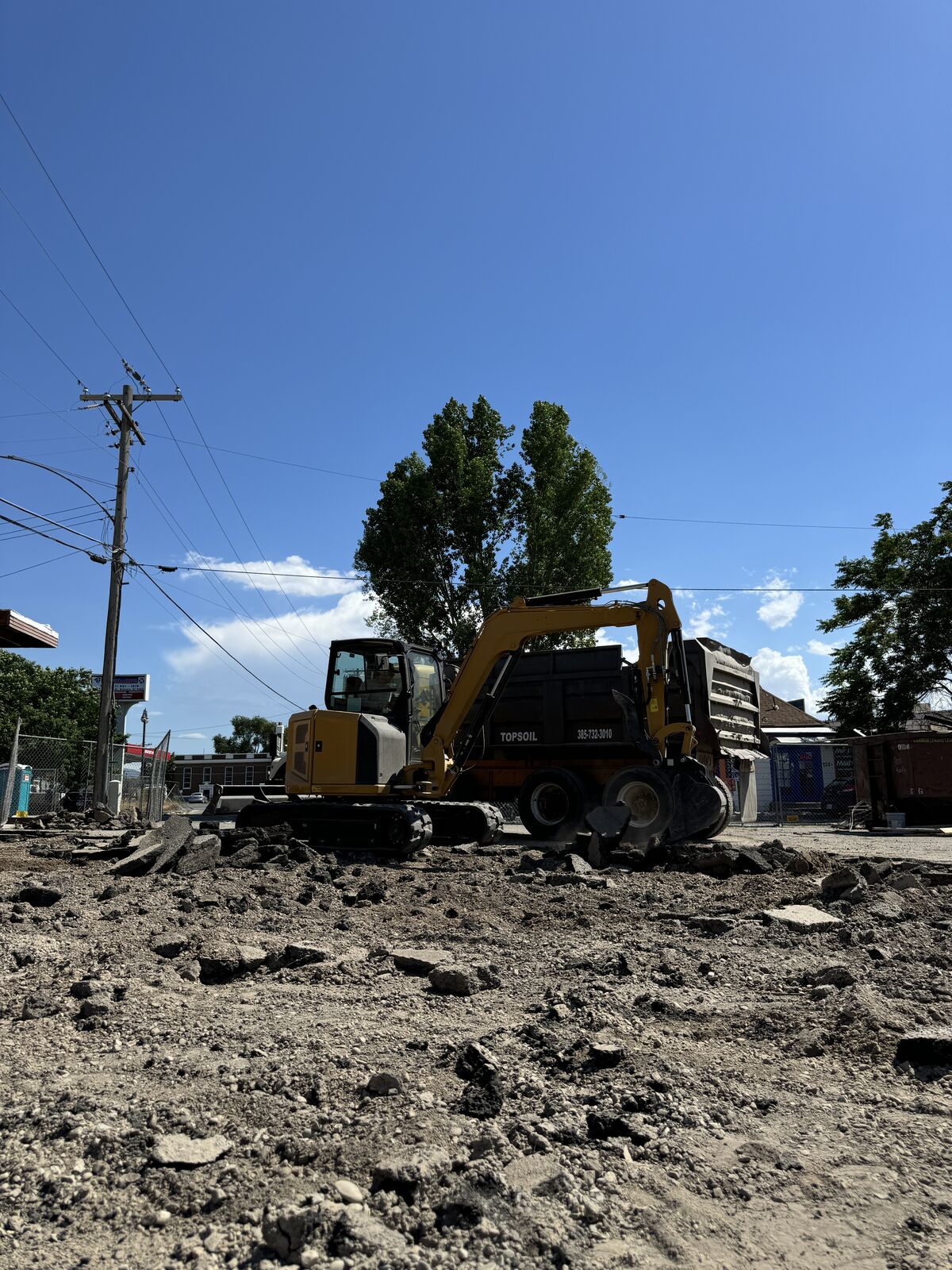 305 CAT Mini Excavator  Rental