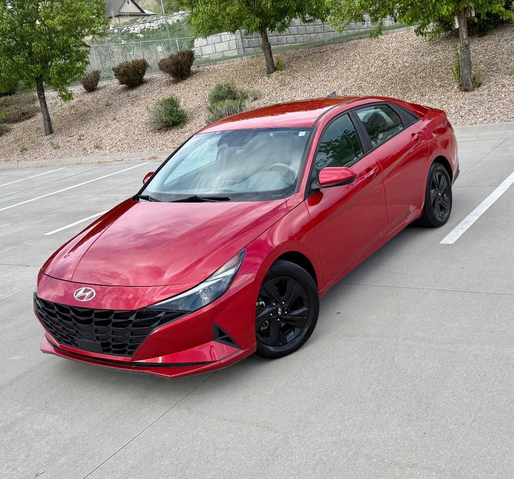2021 HYUNDAI ELANTRA SEL