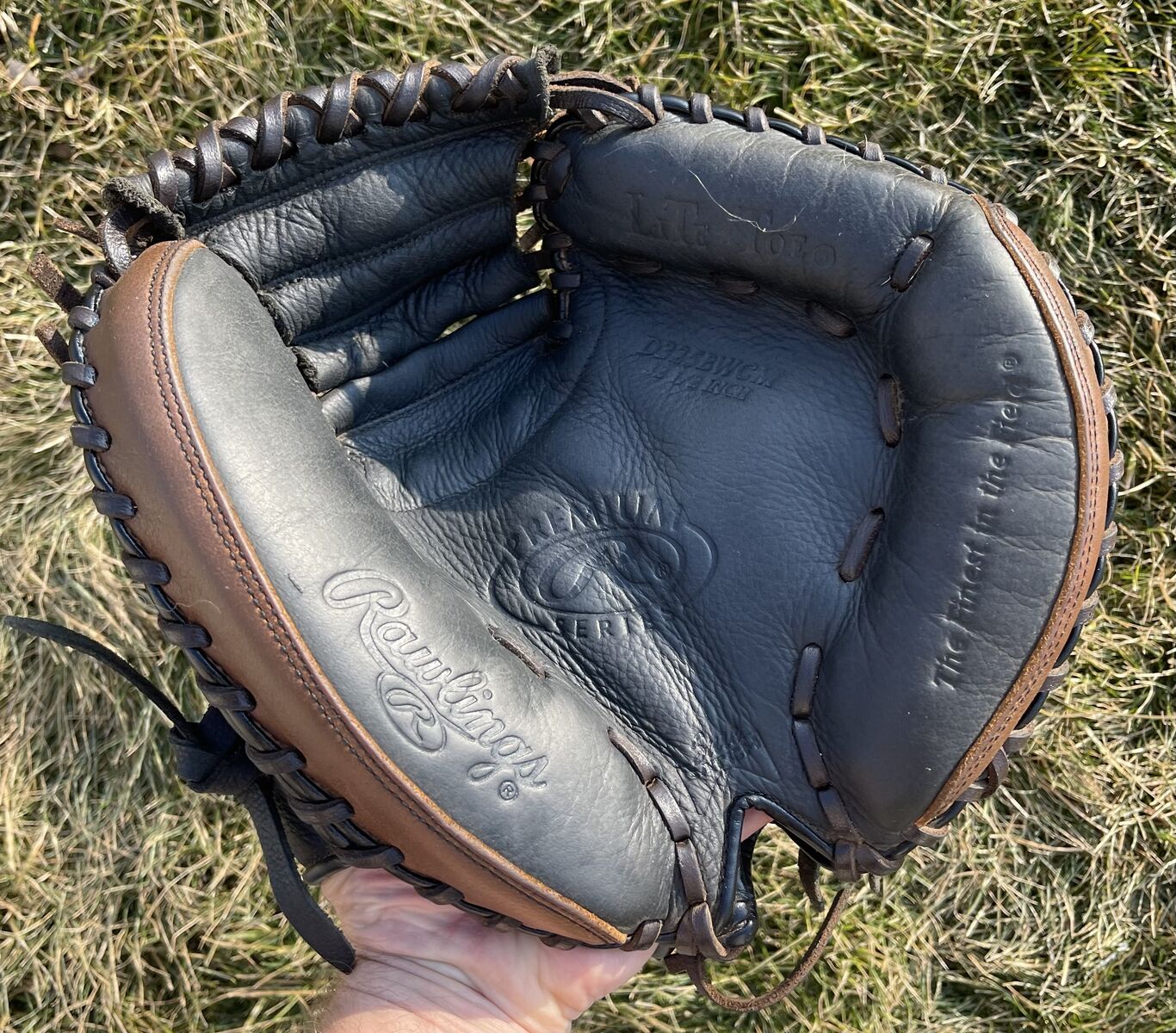 Rawlings 32.5 in. Baseball Catcher’s Glove