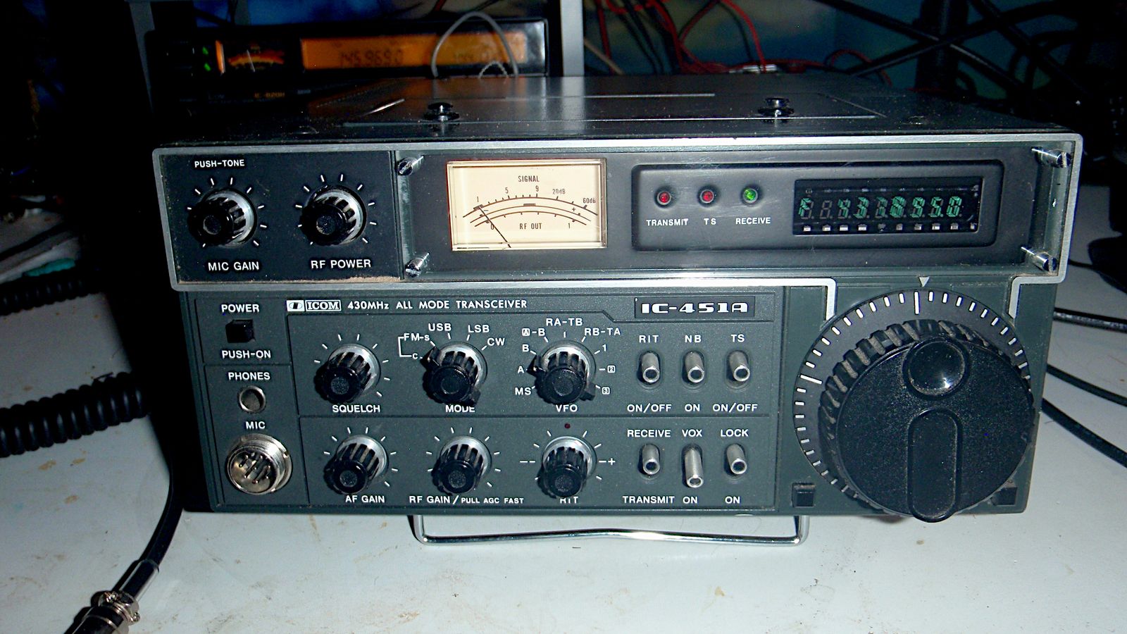 Classic Icom IC-451A All mode UHF transceiver. Works great.. Satellites!