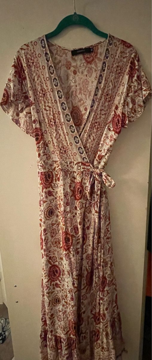 Women’s wrap dress