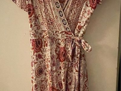 Women’s wrap dress
