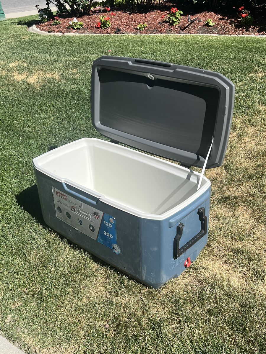 120 qt Coleman cooler, barely used