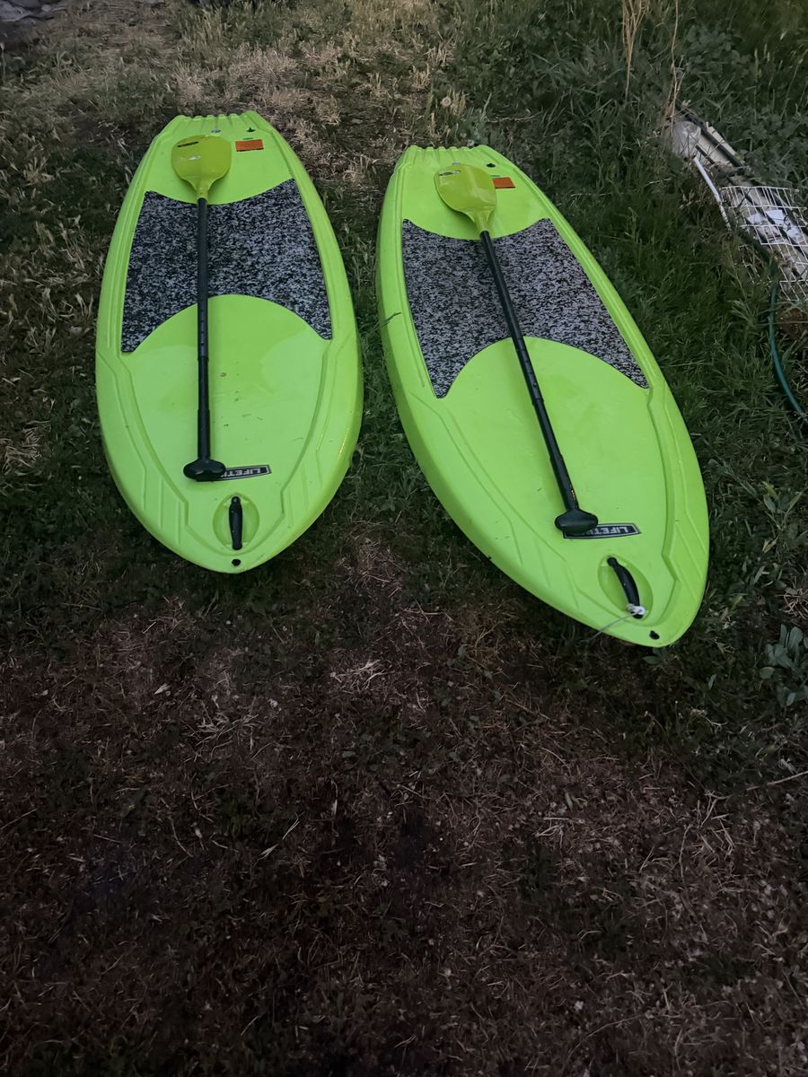 Paddle board youth