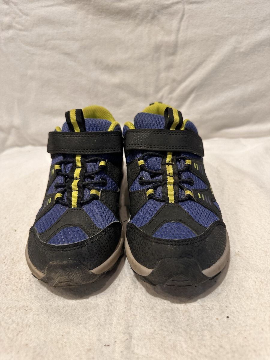 Merrell youth size 1 navy/lime, trim, hiking shoes