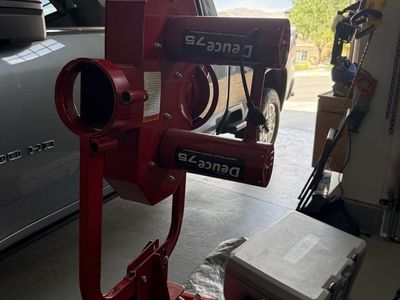 Pitching Machine. Deuce 75