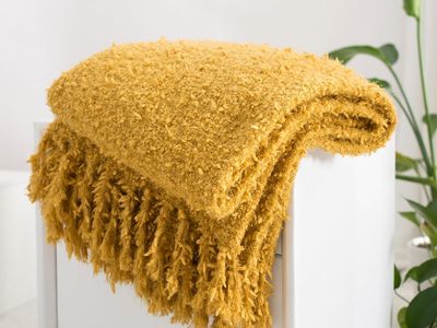CloudDwelling Winter Knit Throw Blanket Fluffy Fuzzy Soft Lightweight Cozy Farmhouse Tassels Chunky Knitted Throws for Couch Sof