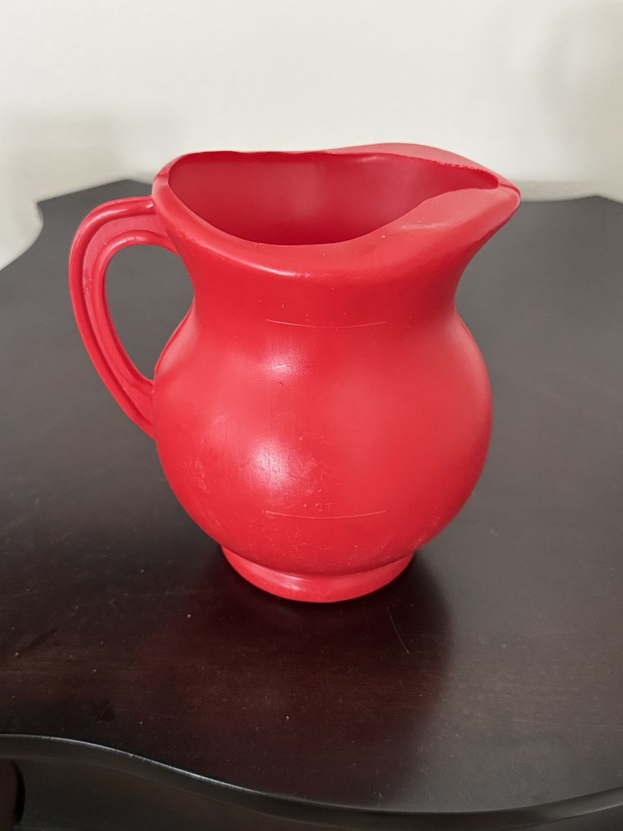 Vintage Kool-Aid Man Plastic Pitcher Red 1 Quart