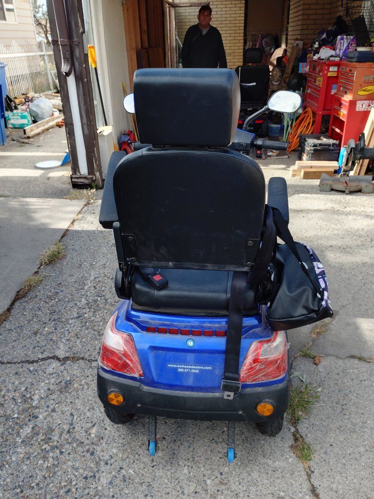 EwHeels EW-10 Sport you Wheel Mobility Scooter Electric Moped Blue