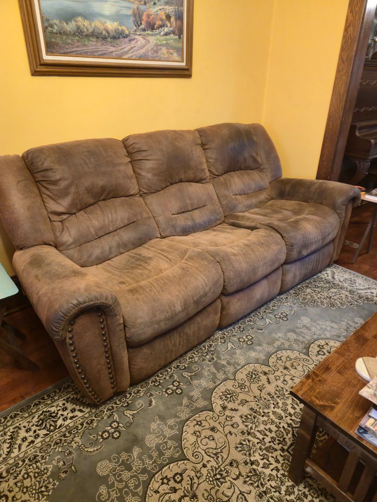 free reclining couch and loveseat