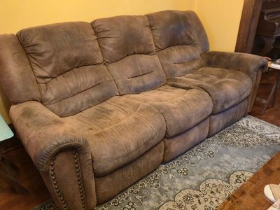 free reclining couch and loveseat