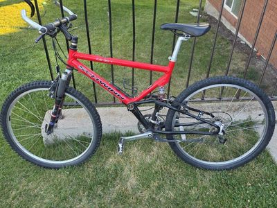 Schwinn S-30 Mountain Bike Red Full Suspension 26" Wheels
