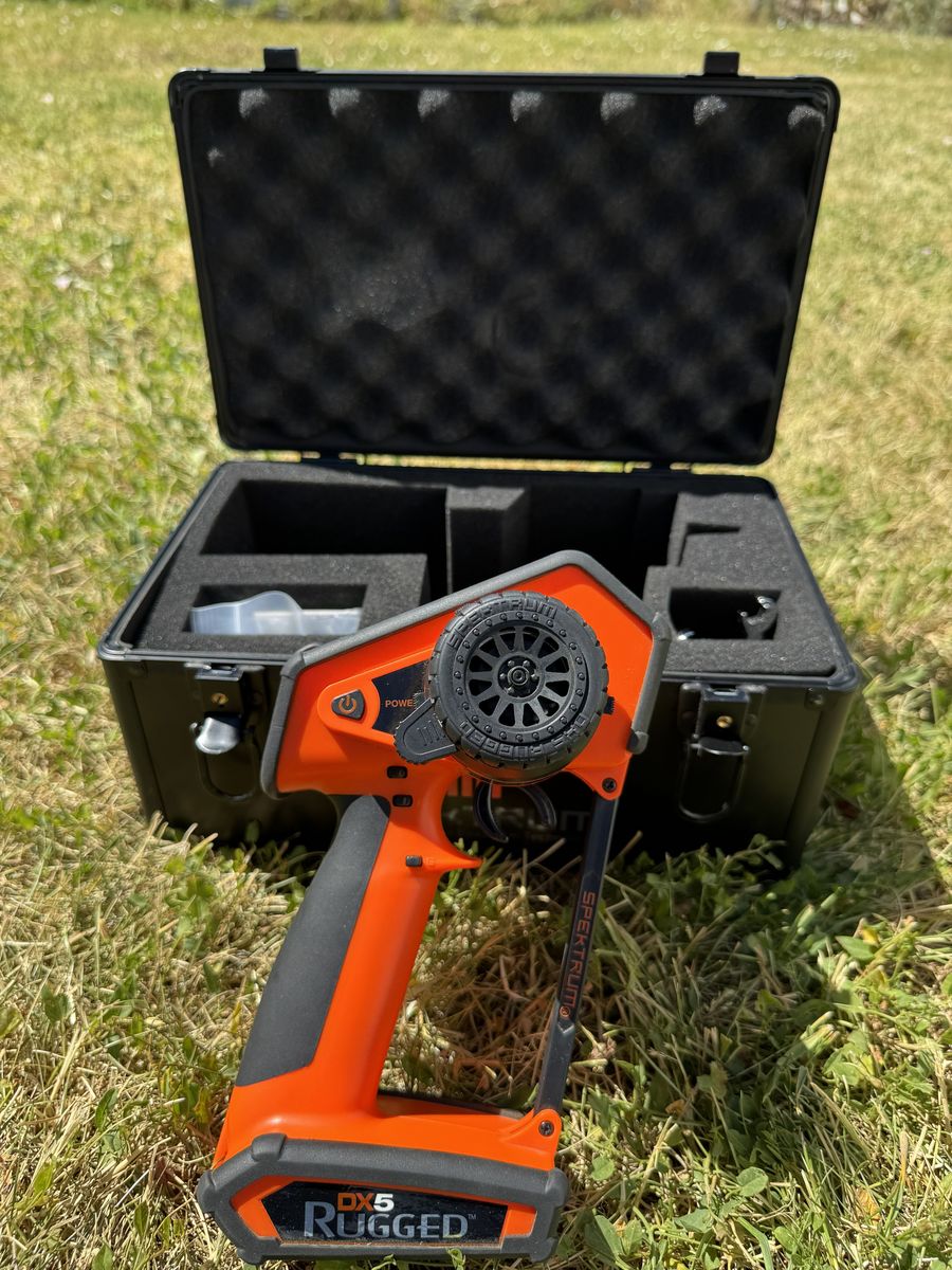 Spektrum DX5 Rugged 5-Channel DSMR Transmitter , Orange  with Case