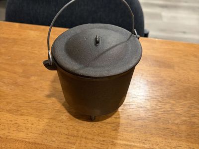 Small cast iron bean pot