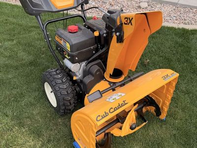 Cub Cadet Snowblower 3 Stage 28”