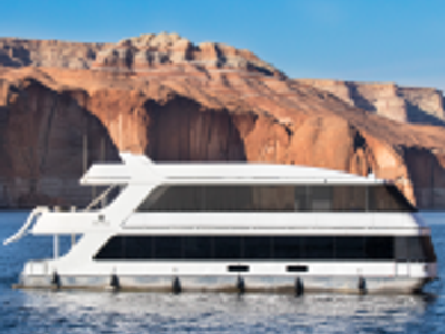 2018 Adonia Destiny - 22x75 week 6 Antelope Point Marina