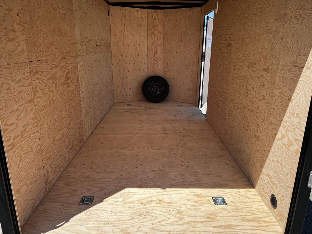 Main image 5
