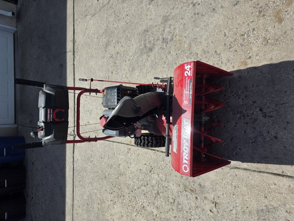 TroyBilt Storm 2410 Two-Stage Blower