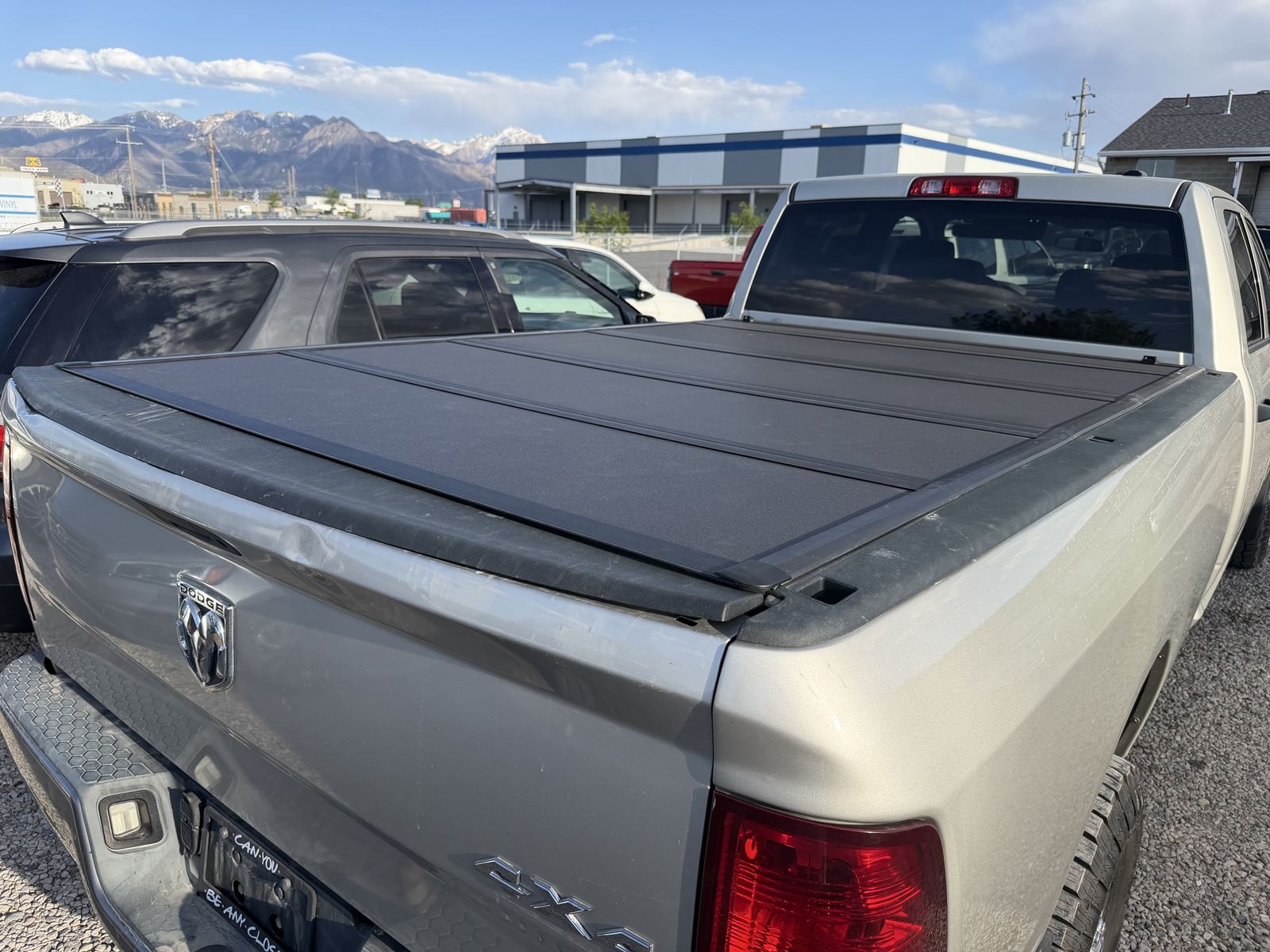 NEW RAM 2500 8ft bakflip bed cover
