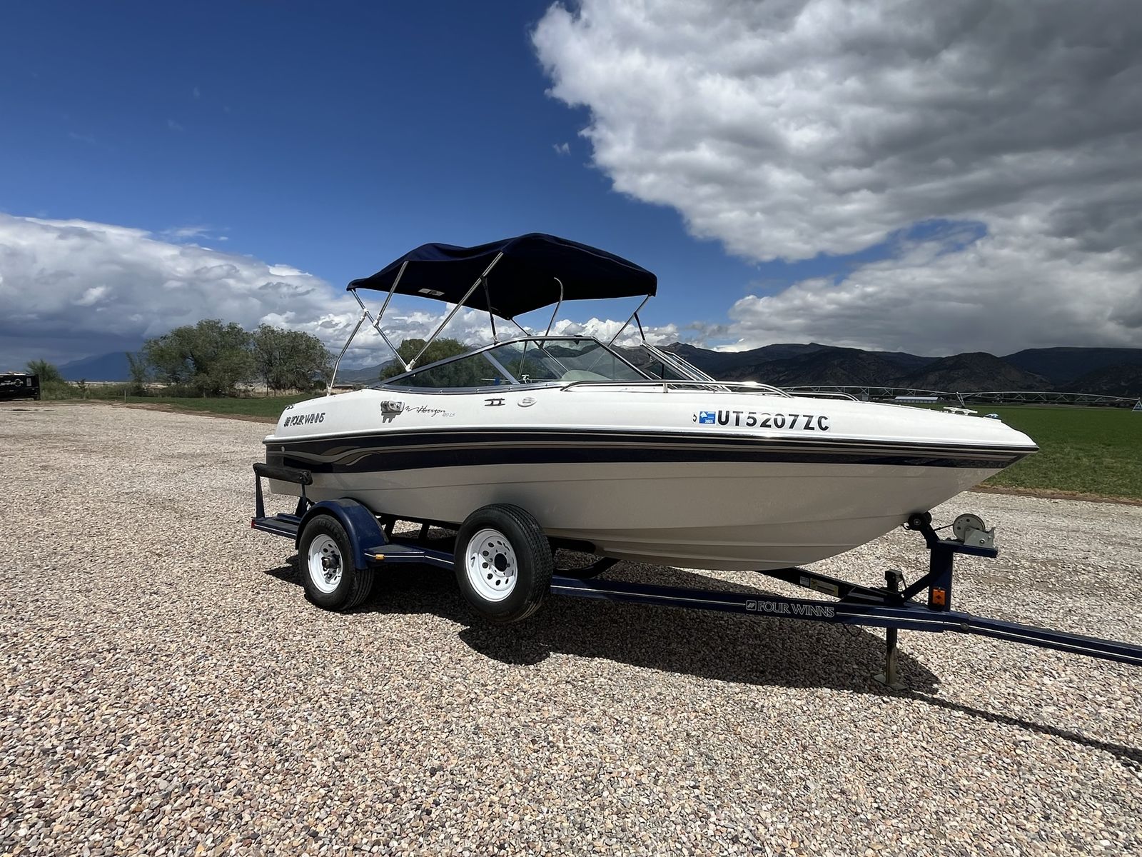 1999 Four Winns Horizon 180